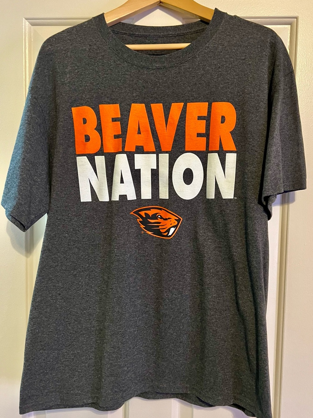 Men's Oregon State Beavers "Beaver Nation" Graphic T-Shirt - Size L